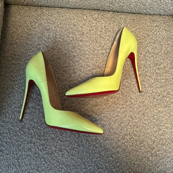 Louboutin So Kate 120mm pumps